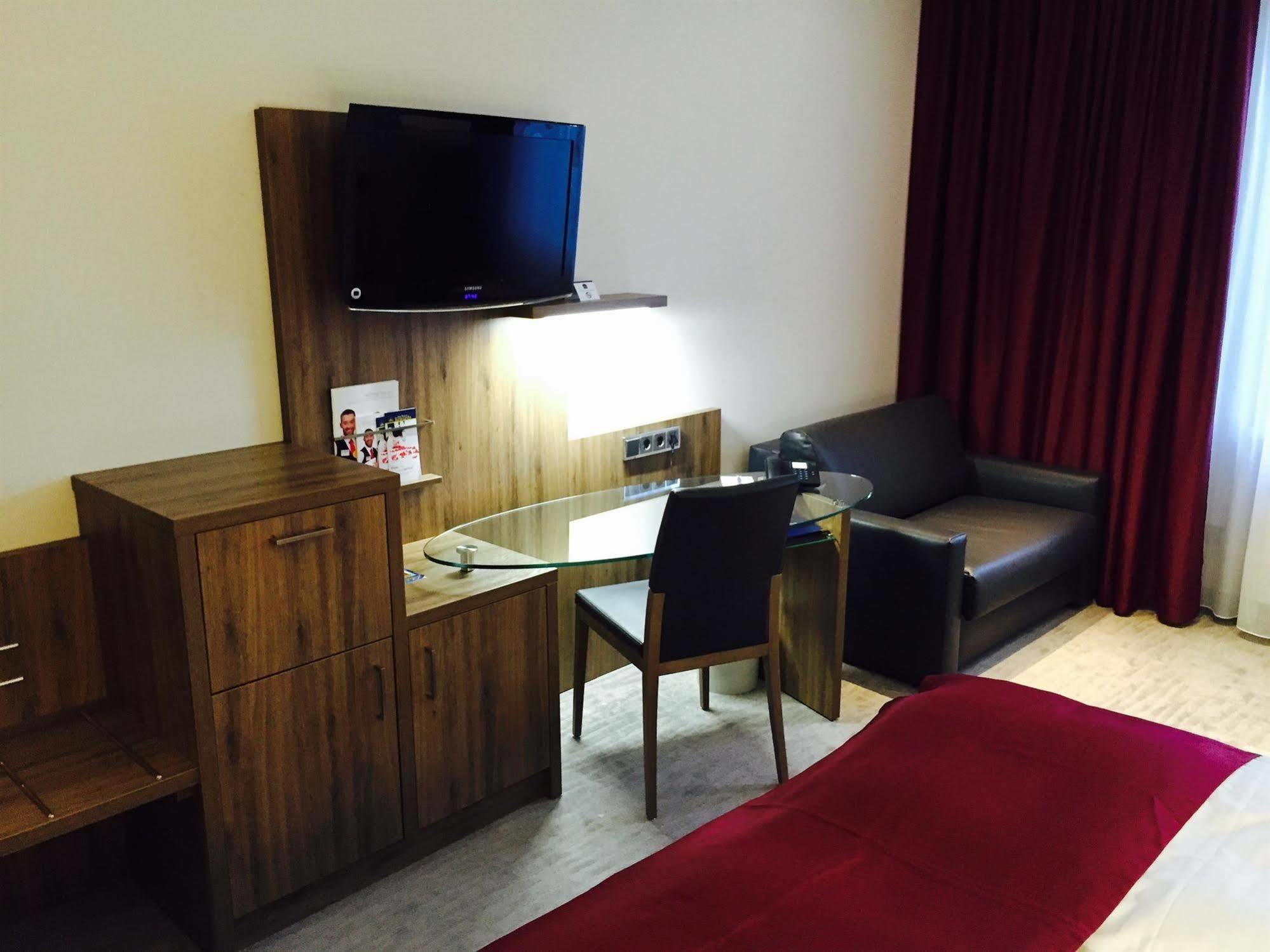 Best Western City Hotel Брауншвейг Екстер'єр фото